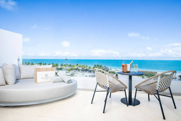 Mirage Club Plunge Pool Suite Oceanfront